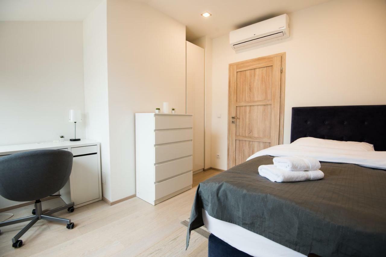 Spa Apartments Bulharska カルロヴィ・ヴァリ エクステリア 写真